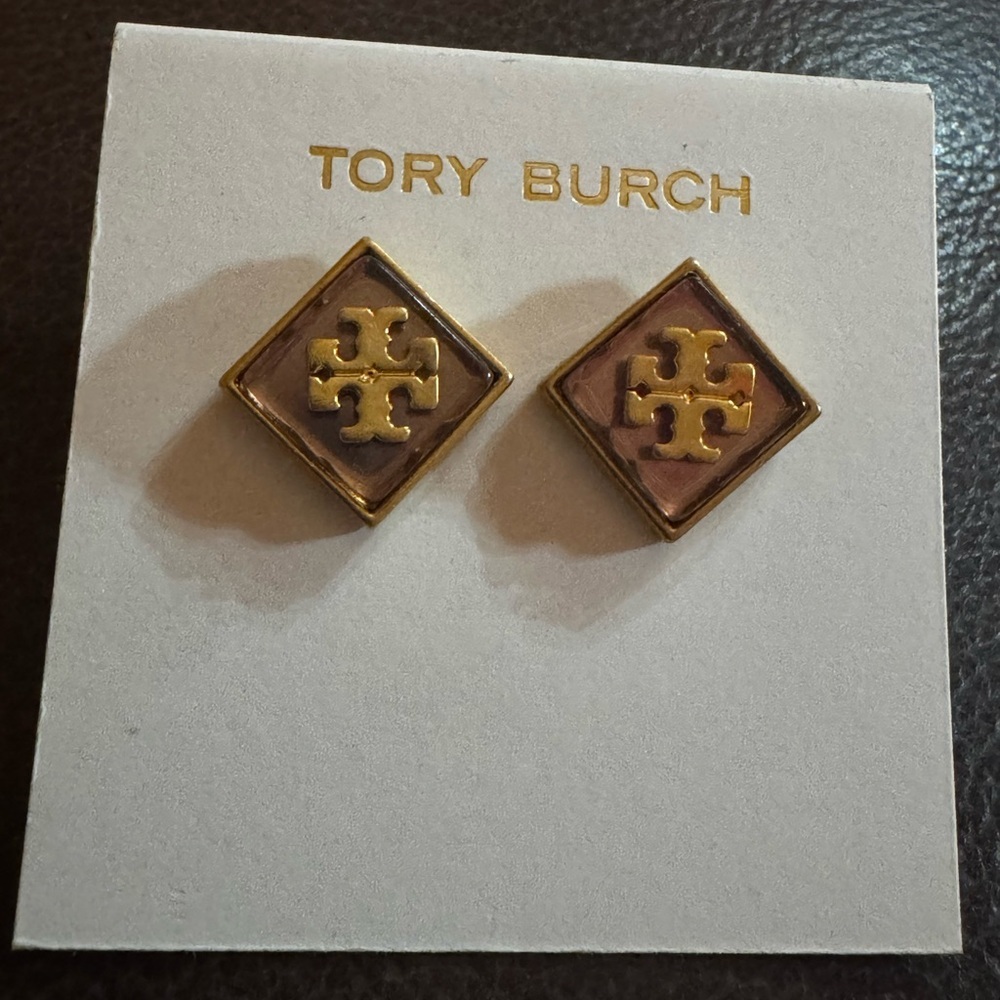Tory Burch New Gold-Tone Logo Purple Resin Stud Earrings - Picture 2 of 9
